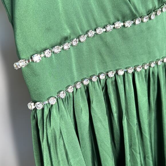 NWT IEENA for MAC DUGGAL 55702 Emerald Green Rhinestone Trim Puff Sleeve Gown - Picture 5 of 13